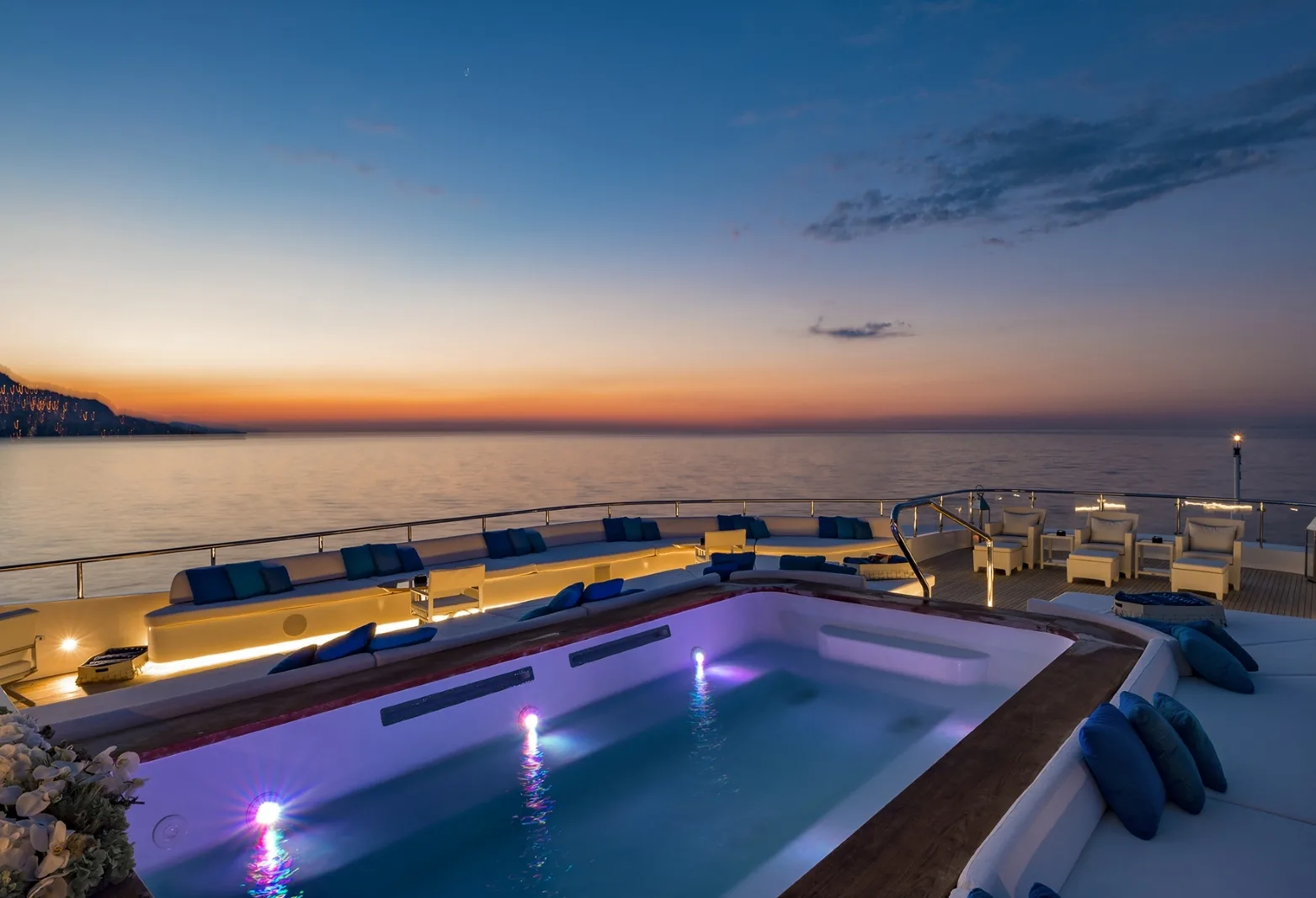 SERENITY - photo 3 yacht charter Mykonos
