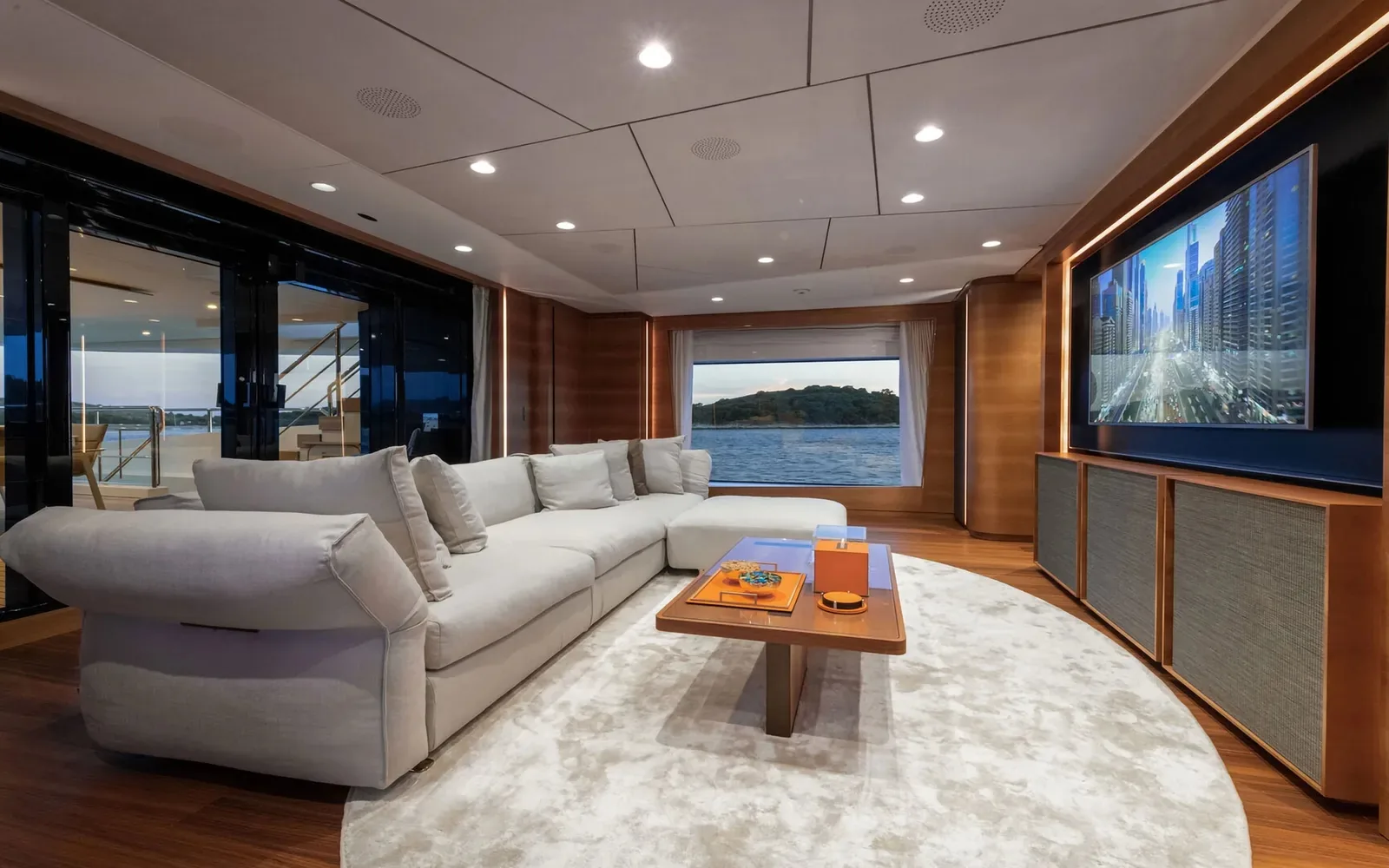 SILVER FOX - photo 21 yacht charter Mykonos