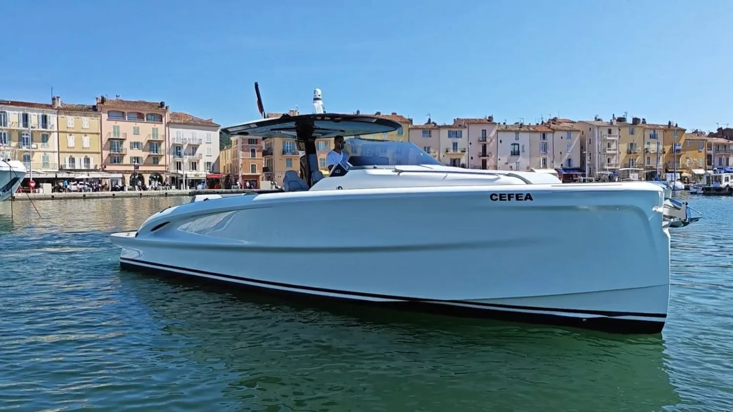 Solaris Power 40 - photo 3 yacht charter Mykonos