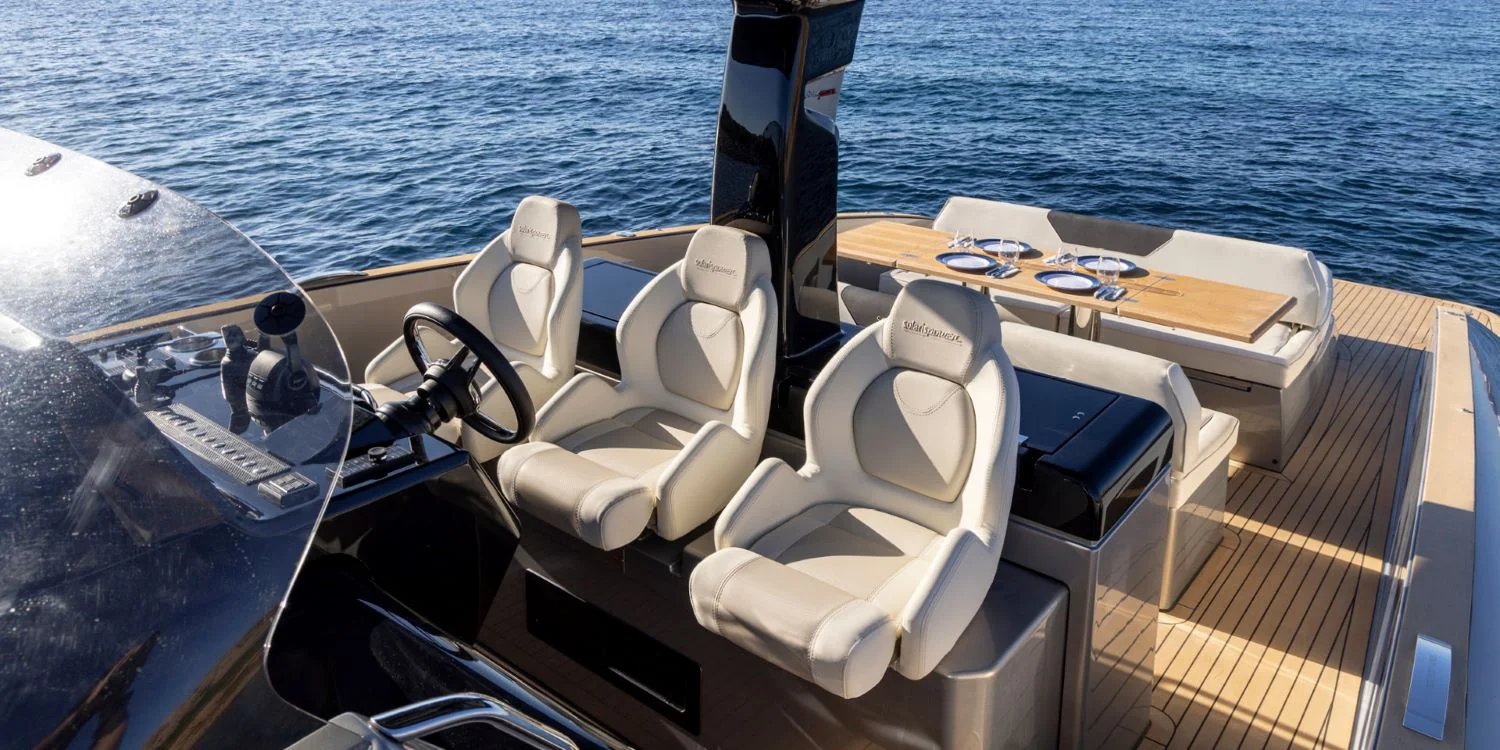 Solaris Power 40 - photo 7 yacht charter Mykonos