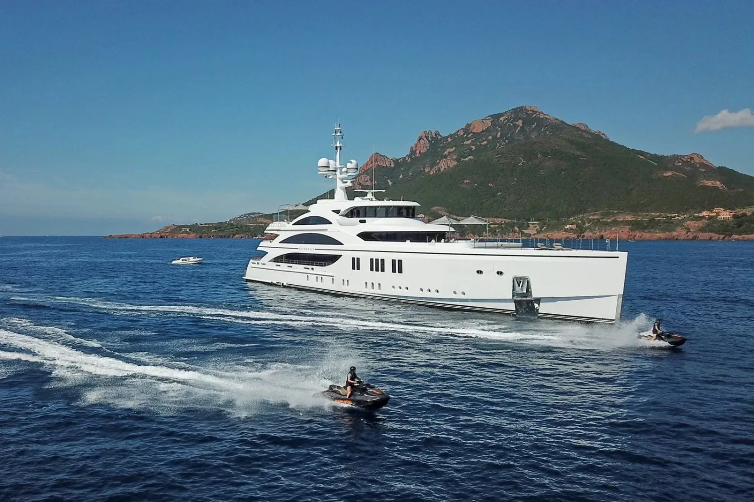 SOUNDWAVE - photo 21 yacht charter Mykonos