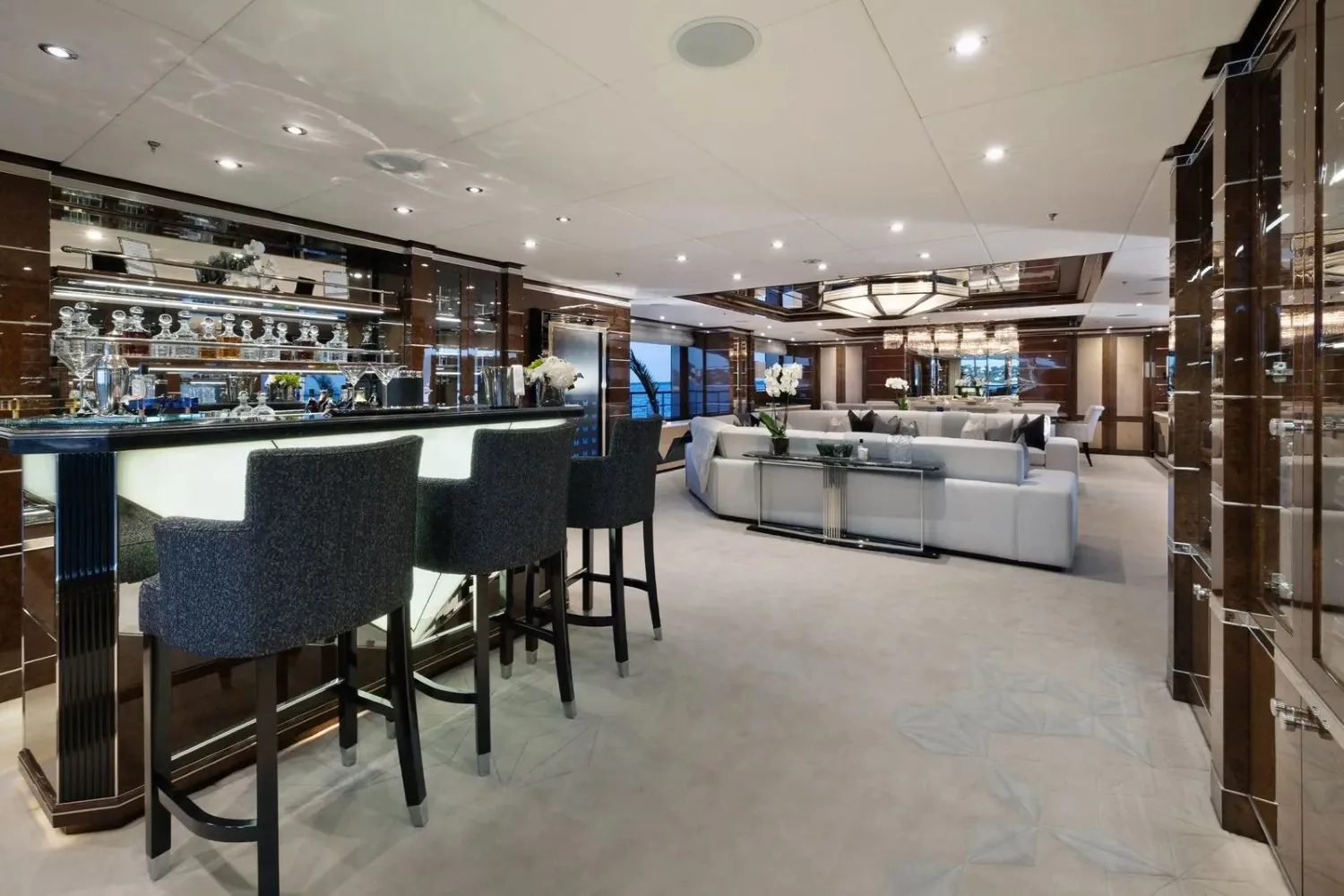 SOUNDWAVE - photo 37 yacht charter Mykonos