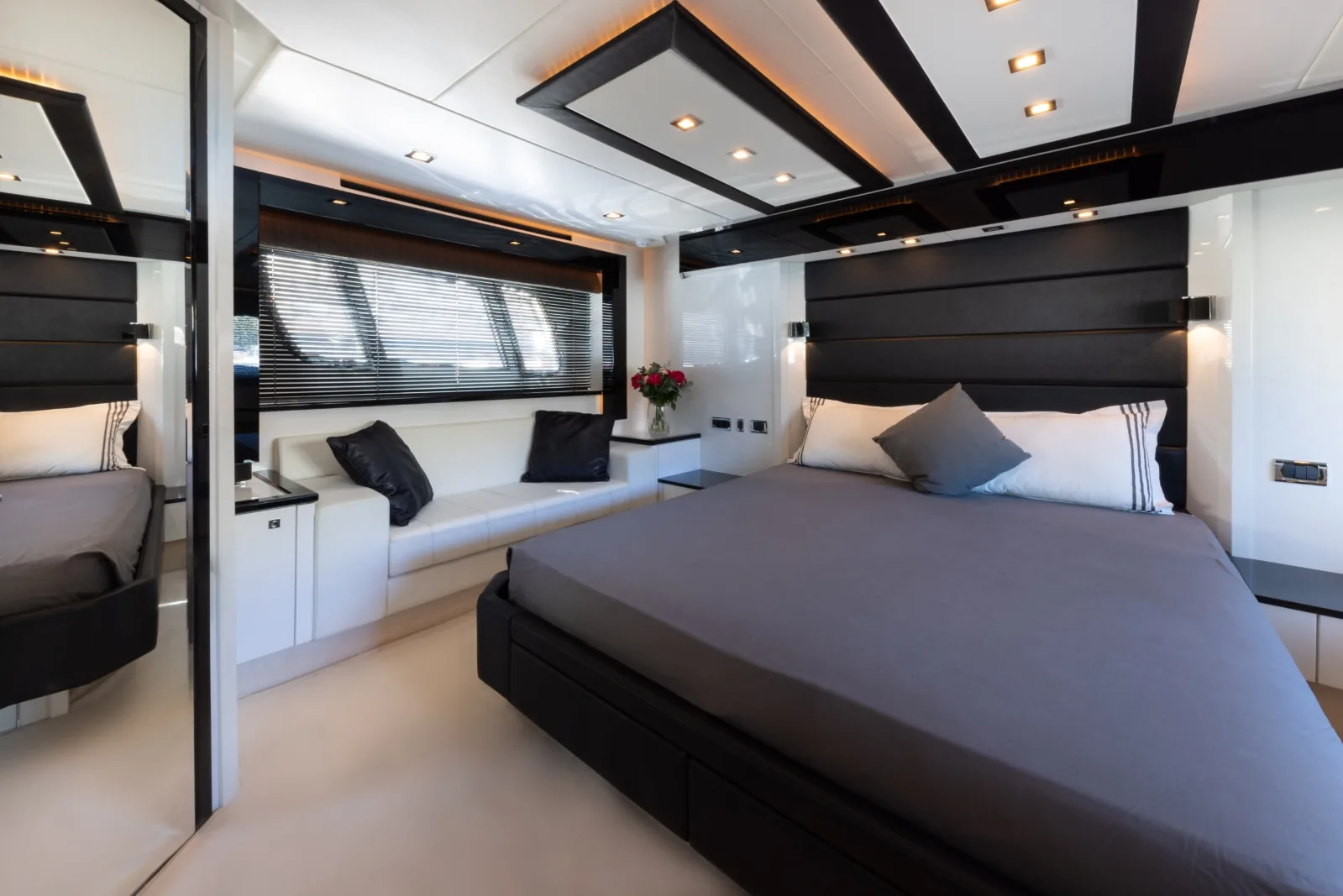 STAR OF SEVEN SEAS - photo 12 yacht charter Mykonos