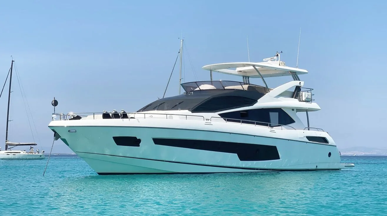 SUNSEEKER 75 - photo 1 yacht charter Mykonos