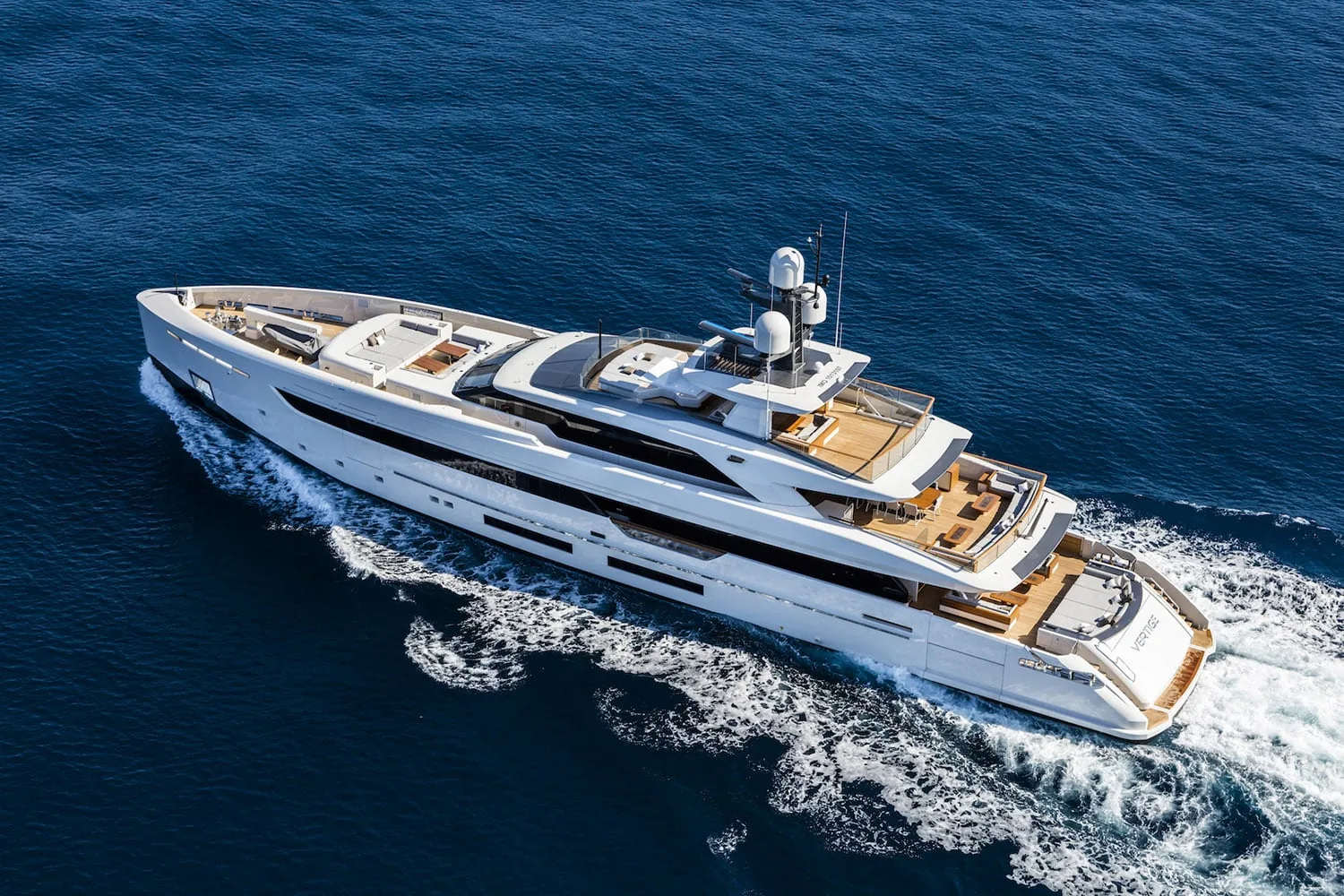 VERTIGE - photo 2 yacht charter Mykonos