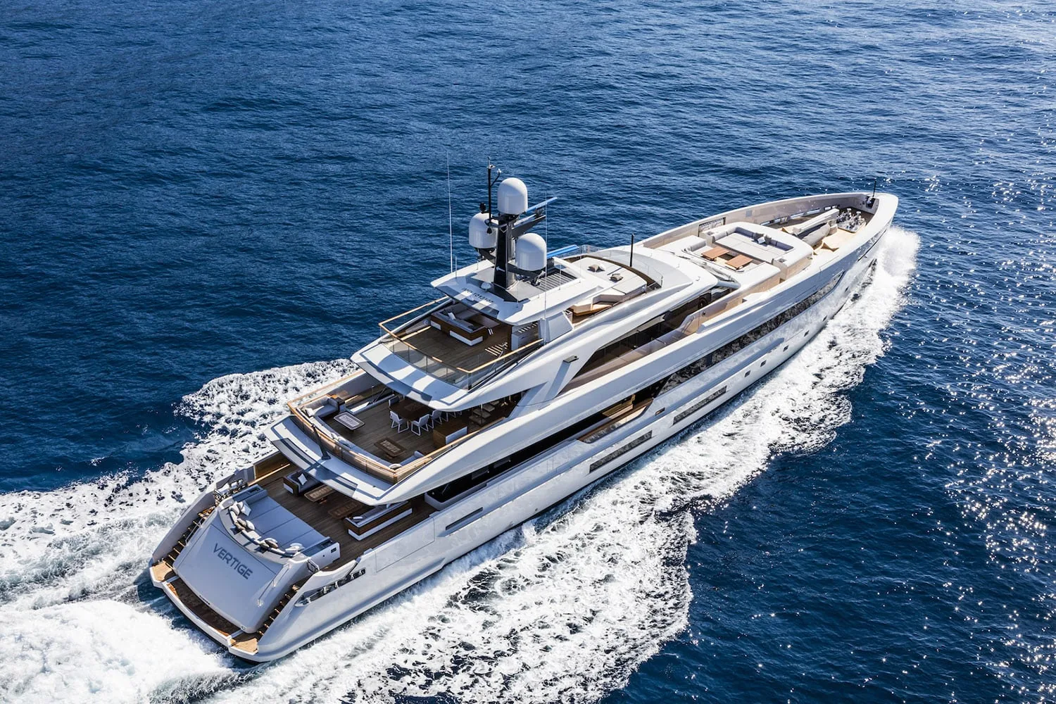 VERTIGE - photo 8 yacht charter Mykonos
