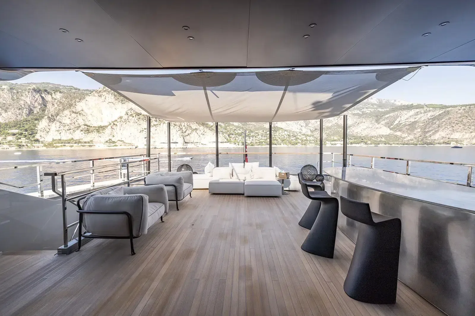 VIRTUOSITY - photo 10 yacht charter Mykonos