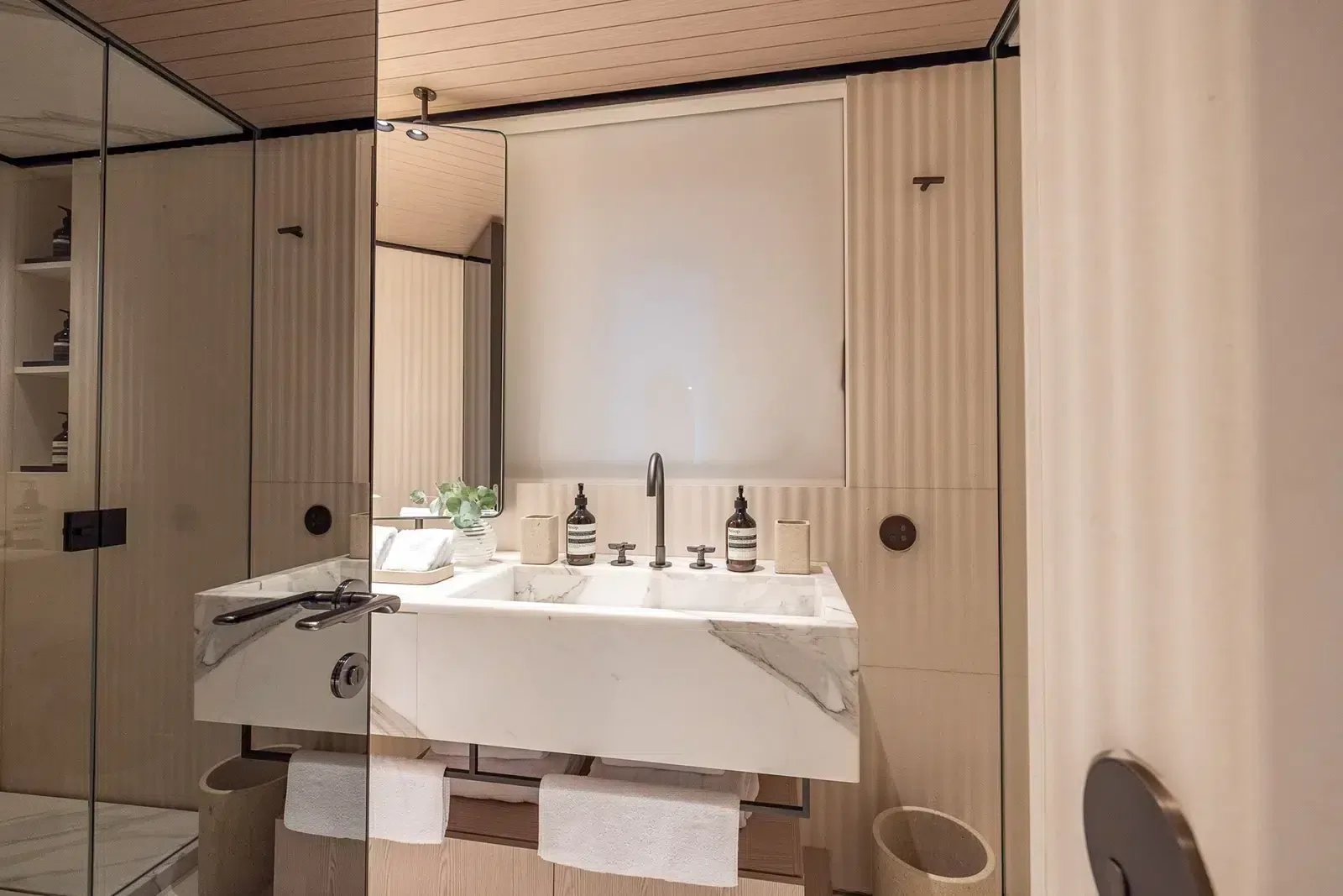 VIRTUOSITY - photo 44 yacht charter Mykonos