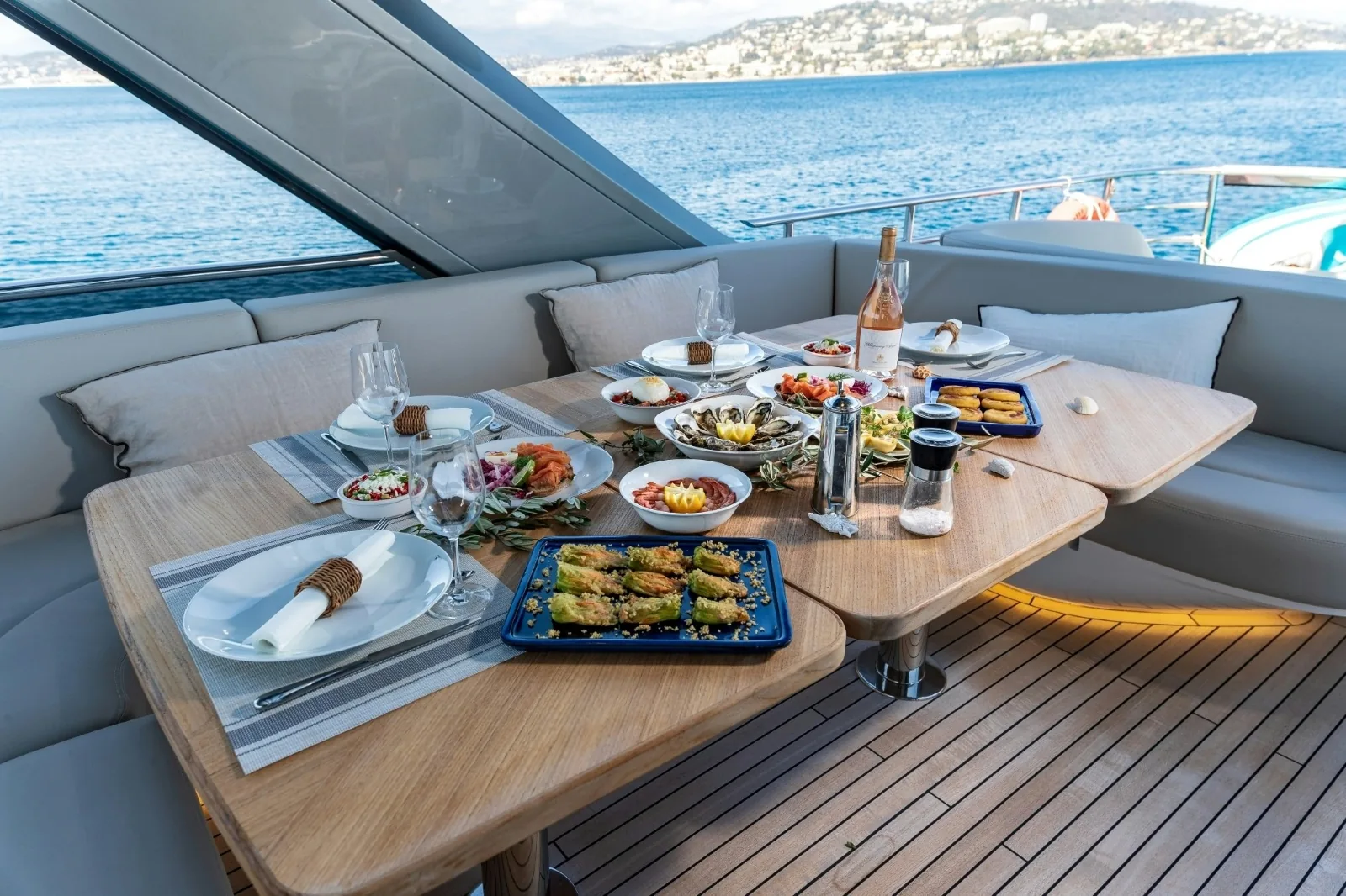 WILJIM V - photo 7 yacht charter Mykonos