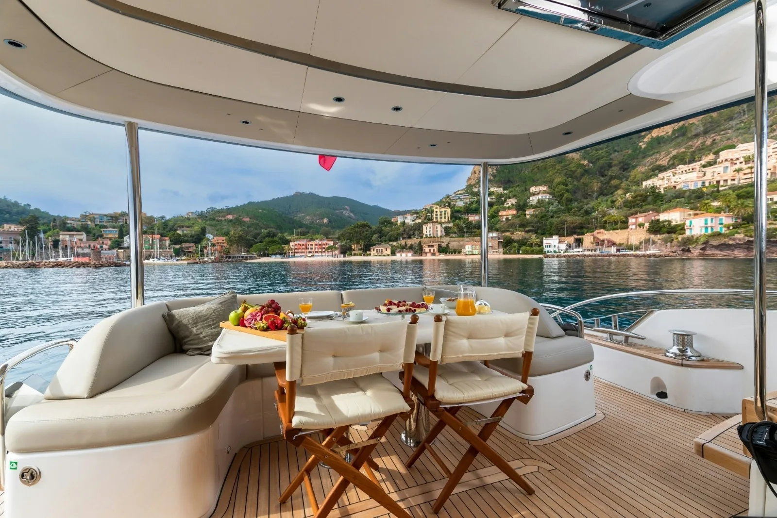 WILJIM V - photo 11 yacht charter Mykonos